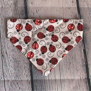 Handmade: Small Ladybug Pet Bandana